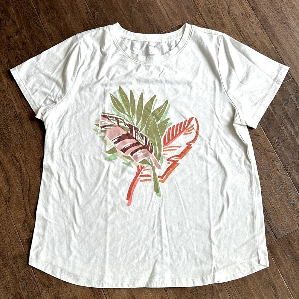 🌿 Sonoma Tropical Graphic Tee – Women’s Size Large 🌿